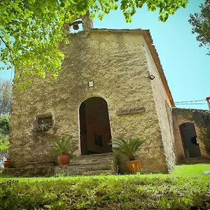 El Pati De L'ermita Chalet